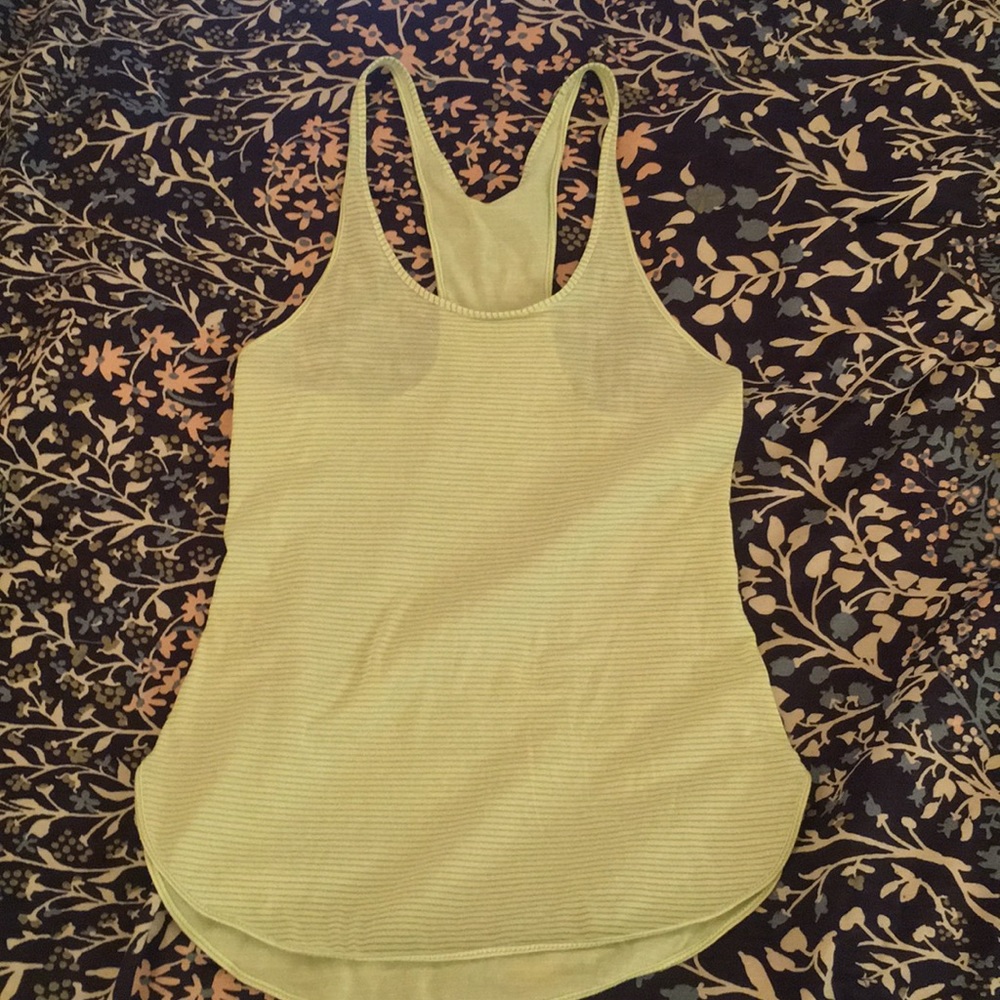 Lululemon tank top size 4